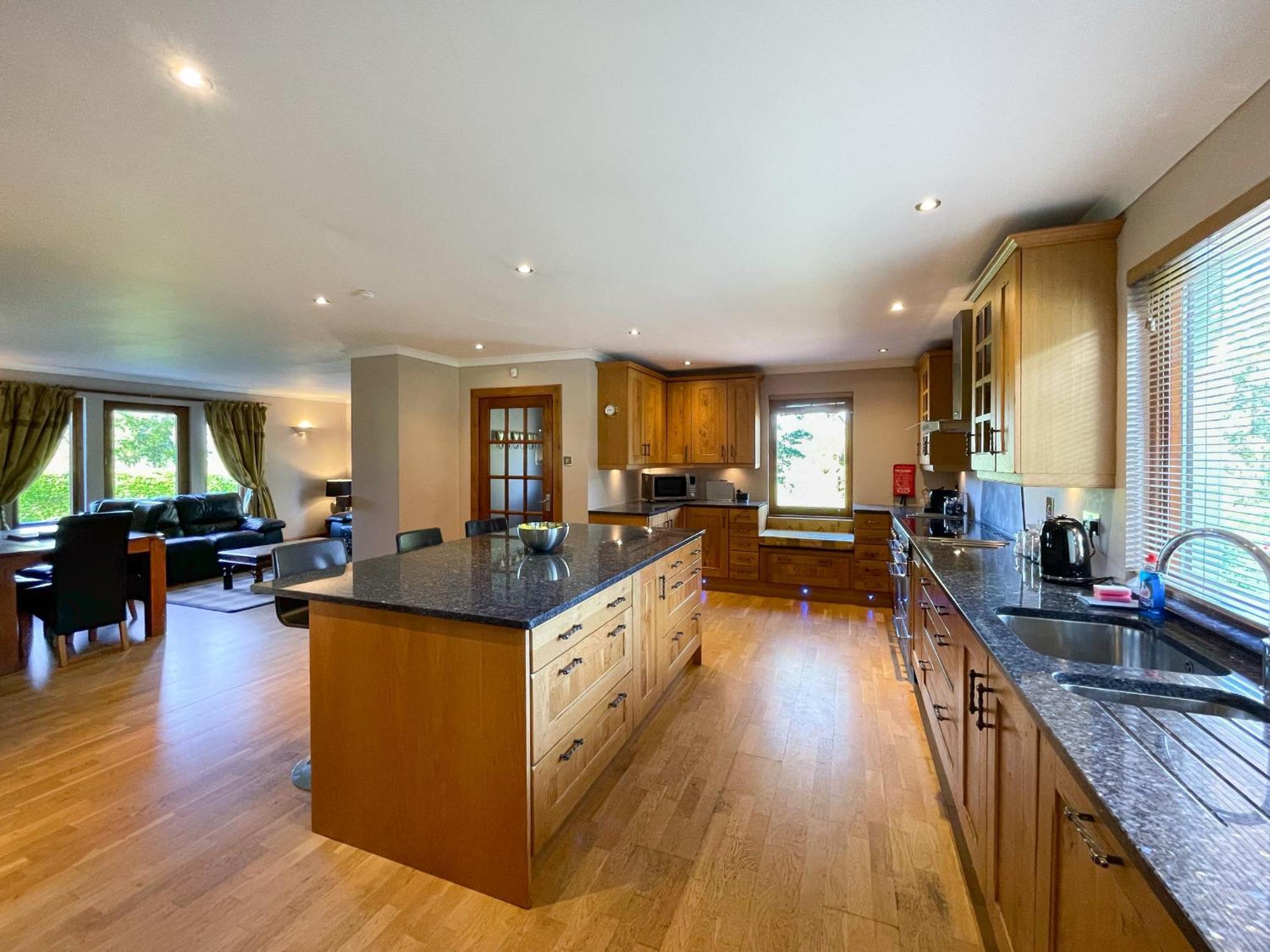 Loch Lomond Luxury Lodges Drymen Extérieur photo