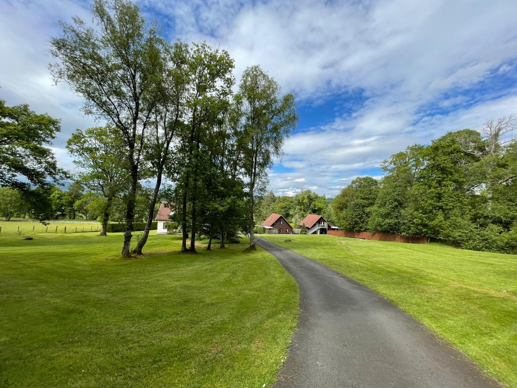 Loch Lomond Luxury Lodges Drymen Extérieur photo